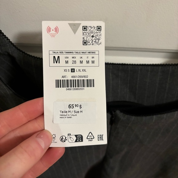 Zara Pinstripe Dress - Picture 6 of 6